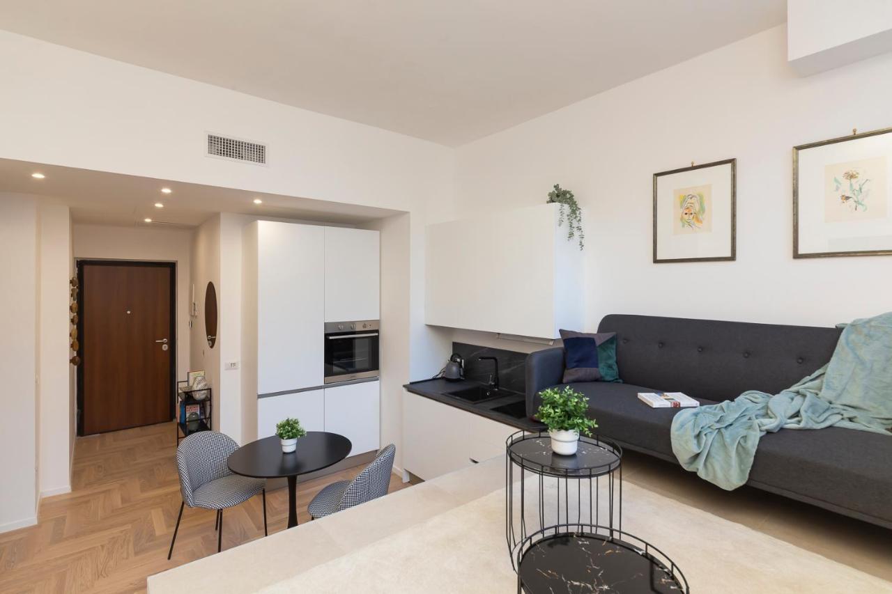I Host Apartment - Val Strona Milano Eksteriør bilde