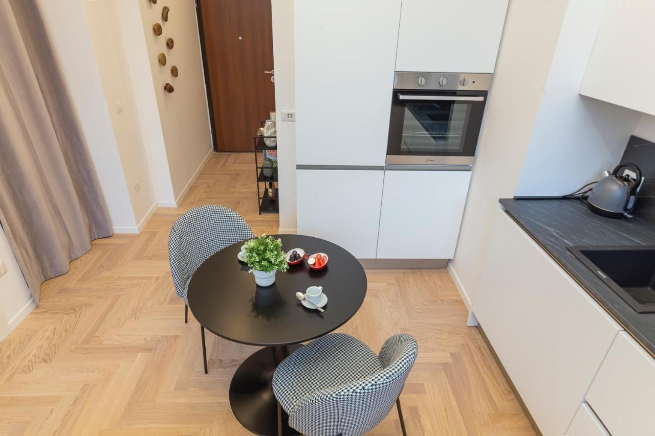 I Host Apartment - Val Strona Milano Eksteriør bilde