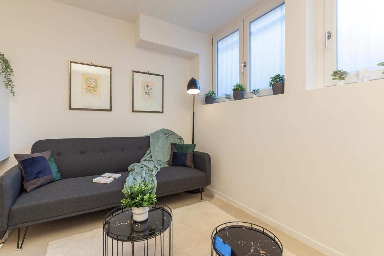 I Host Apartment - Val Strona Milano Eksteriør bilde